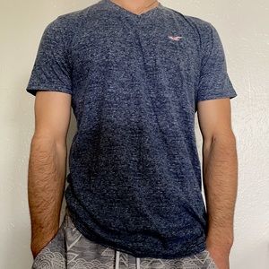 Men’s Small Hollister Tee